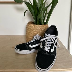 Vans Old Skool Suede Skate Shoe
